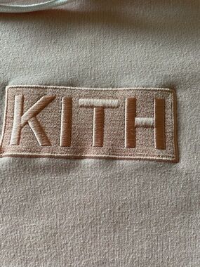 KITH pink Embroidered Logo Hoodie - Soft pink